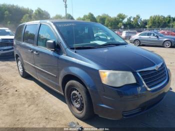  Salvage Chrysler Town & Country