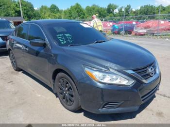  Salvage Nissan Altima