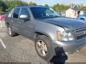  Salvage Chevrolet Avalanche 1500