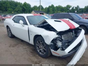  Salvage Dodge Challenger