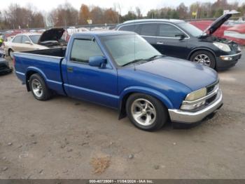  Salvage Chevrolet S-10