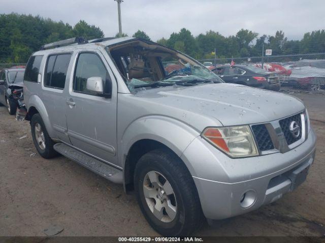  Salvage Nissan Pathfinder