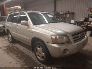  Salvage Toyota Highlander