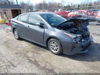  Salvage Toyota Prius