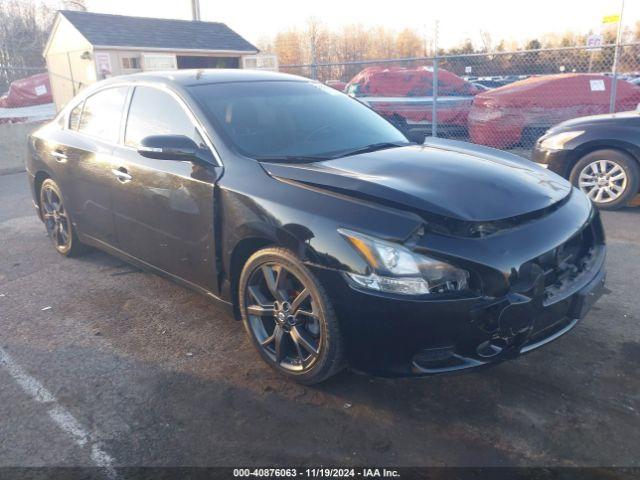  Salvage Nissan Maxima