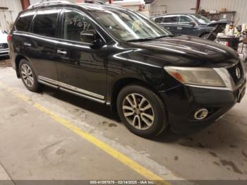  Salvage Nissan Pathfinder