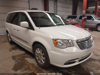  Salvage Chrysler Town & Country