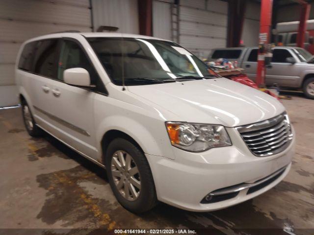  Salvage Chrysler Town & Country