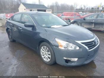  Salvage Nissan Altima