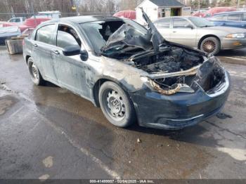  Salvage Chrysler 200