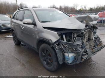  Salvage Kia Sorento