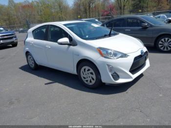  Salvage Toyota Prius c