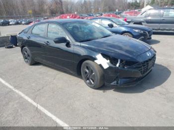  Salvage Hyundai ELANTRA