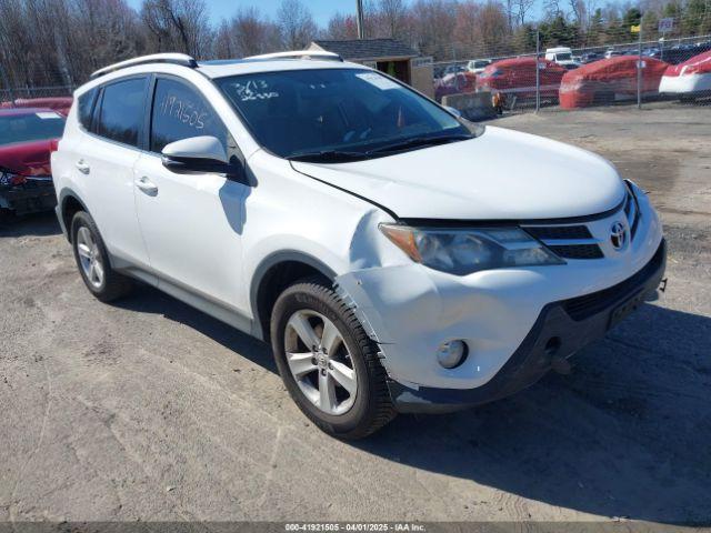  Salvage Toyota RAV4