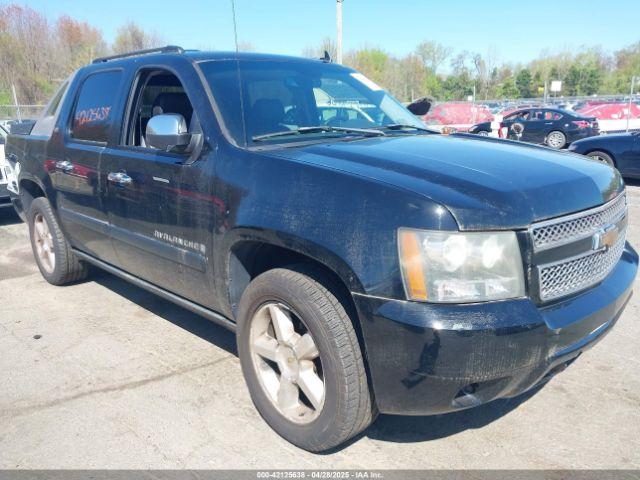  Salvage Chevrolet Avalanche 1500