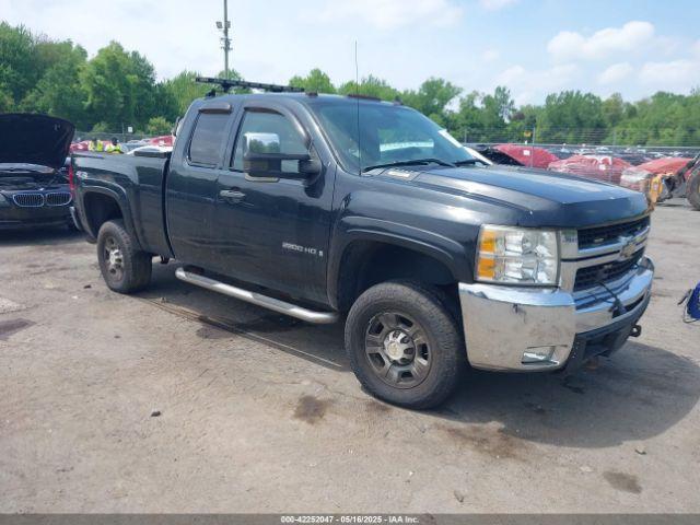  Salvage Chevrolet Silverado 2500