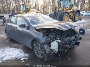  Salvage Kia Forte