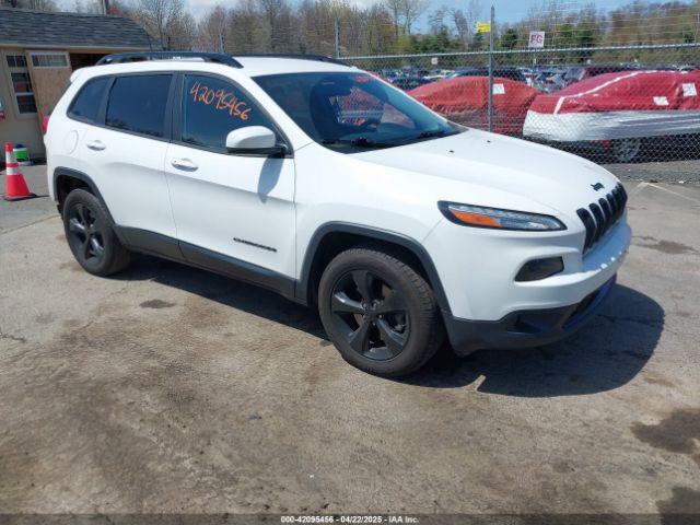  Salvage Jeep Cherokee