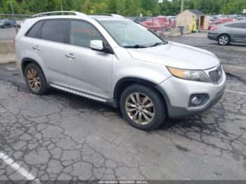  Salvage Kia Sorento
