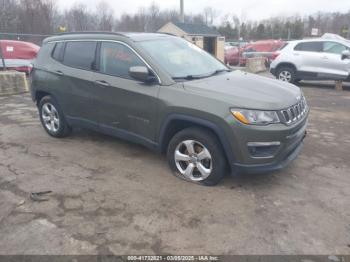  Salvage Jeep Compass