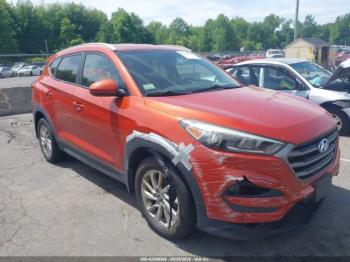  Salvage Hyundai TUCSON