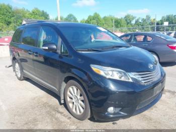  Salvage Toyota Sienna