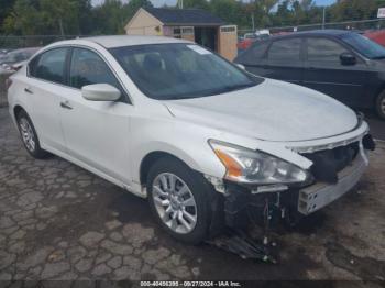  Salvage Nissan Altima