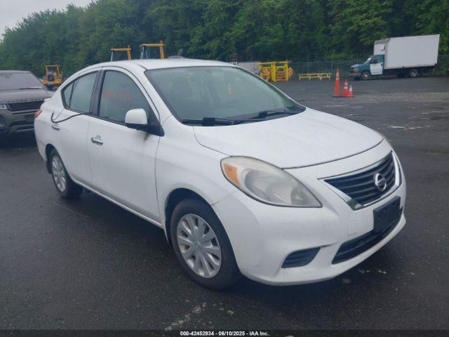  Salvage Nissan Versa