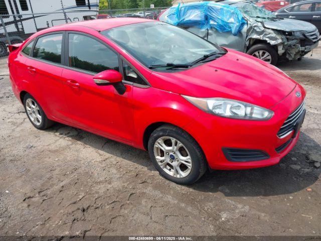  Salvage Ford Fiesta