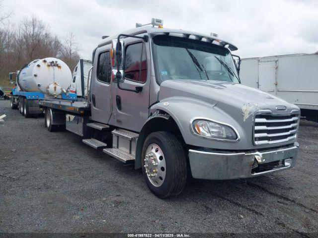  Salvage Freightliner M2 106