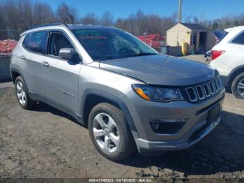  Salvage Jeep Compass