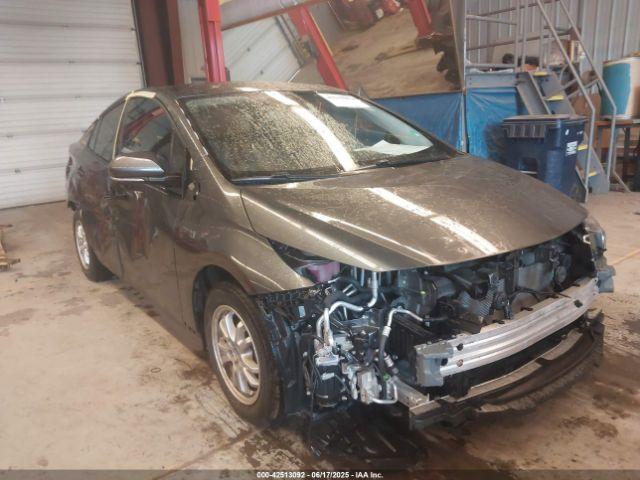  Salvage Toyota Prius Prime