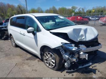  Salvage Chrysler Voyager