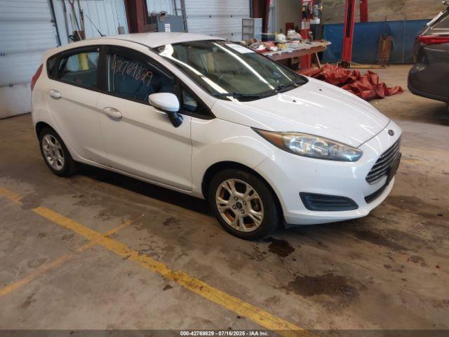  Salvage Ford Fiesta