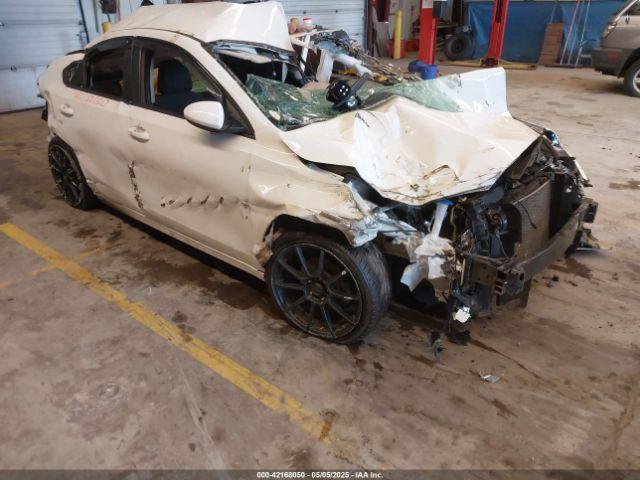  Salvage Kia Forte