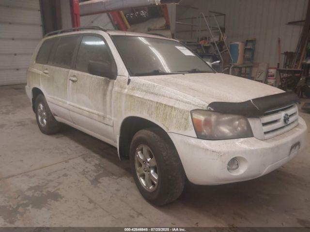  Salvage Toyota Highlander