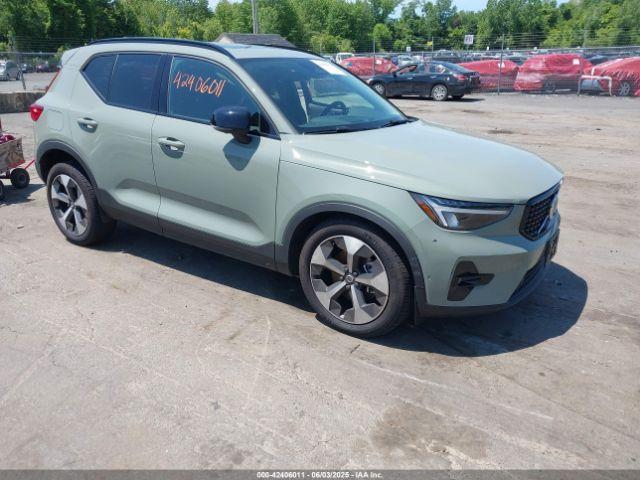  Salvage Volvo XC40