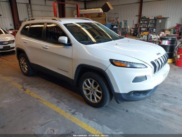  Salvage Jeep Cherokee