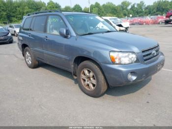  Salvage Toyota Highlander