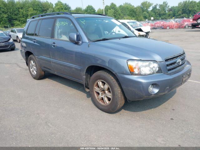  Salvage Toyota Highlander