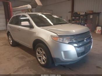  Salvage Ford Edge