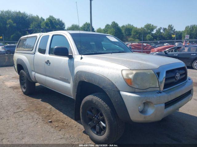  Salvage Toyota Tacoma
