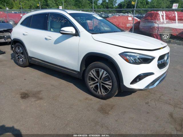  Salvage Mercedes-Benz GLA