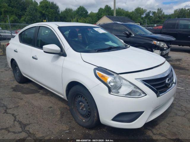 Salvage Nissan Versa