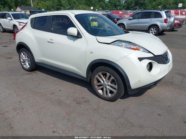  Salvage Nissan JUKE