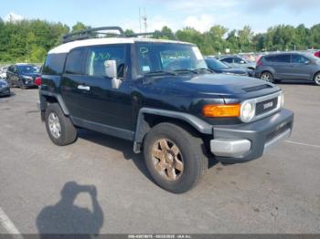  Salvage Toyota FJ Cruiser