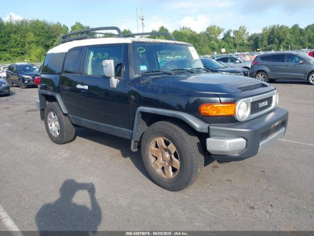 Salvage Toyota FJ Cruiser