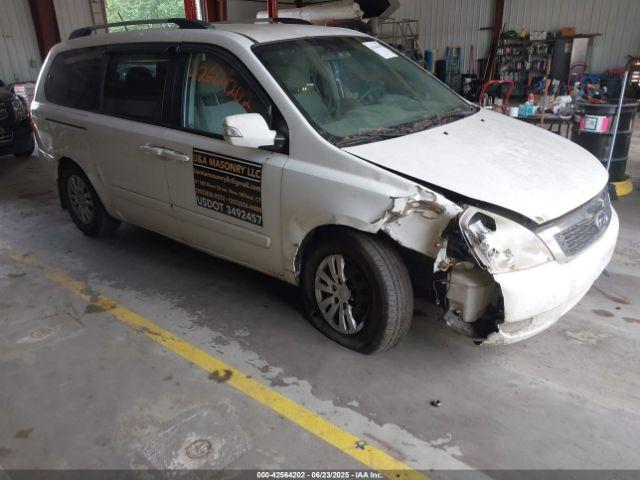  Salvage Kia Sedona