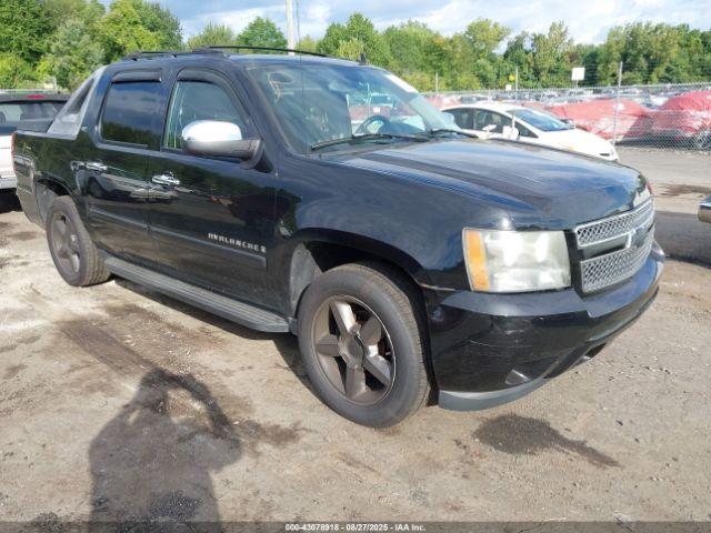 Salvage Chevrolet Avalanche 1500