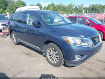  Salvage Nissan Pathfinder